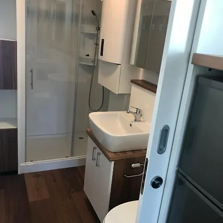 Holiday home Floating House Varoni *
